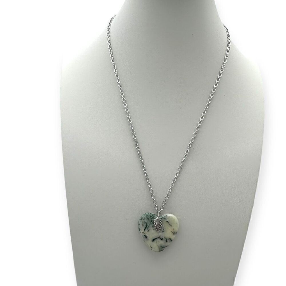 Handmade Green & White polished heart stone on a 20 inch silver chain
